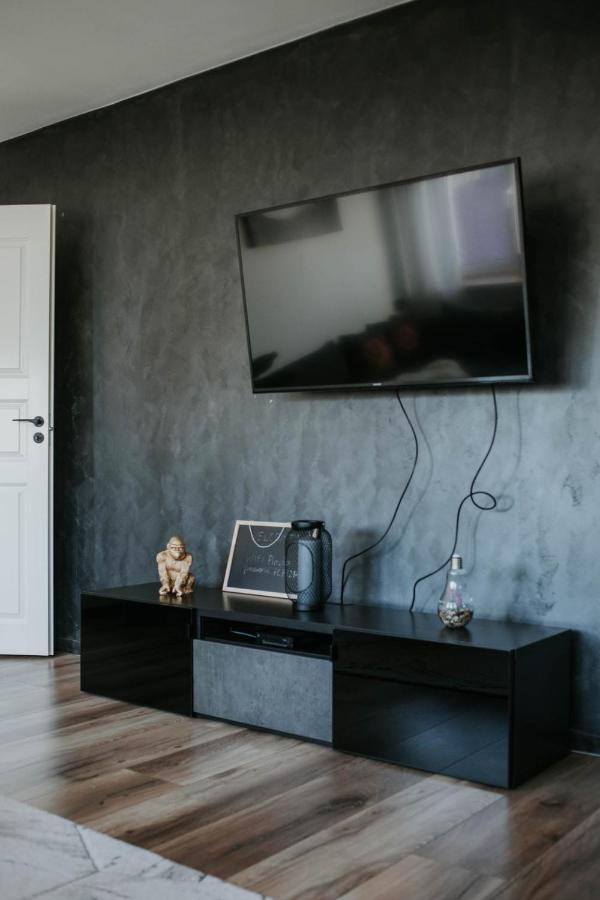 Pinska Guesthouse Cozy Apartment Viljandi  Exterior foto